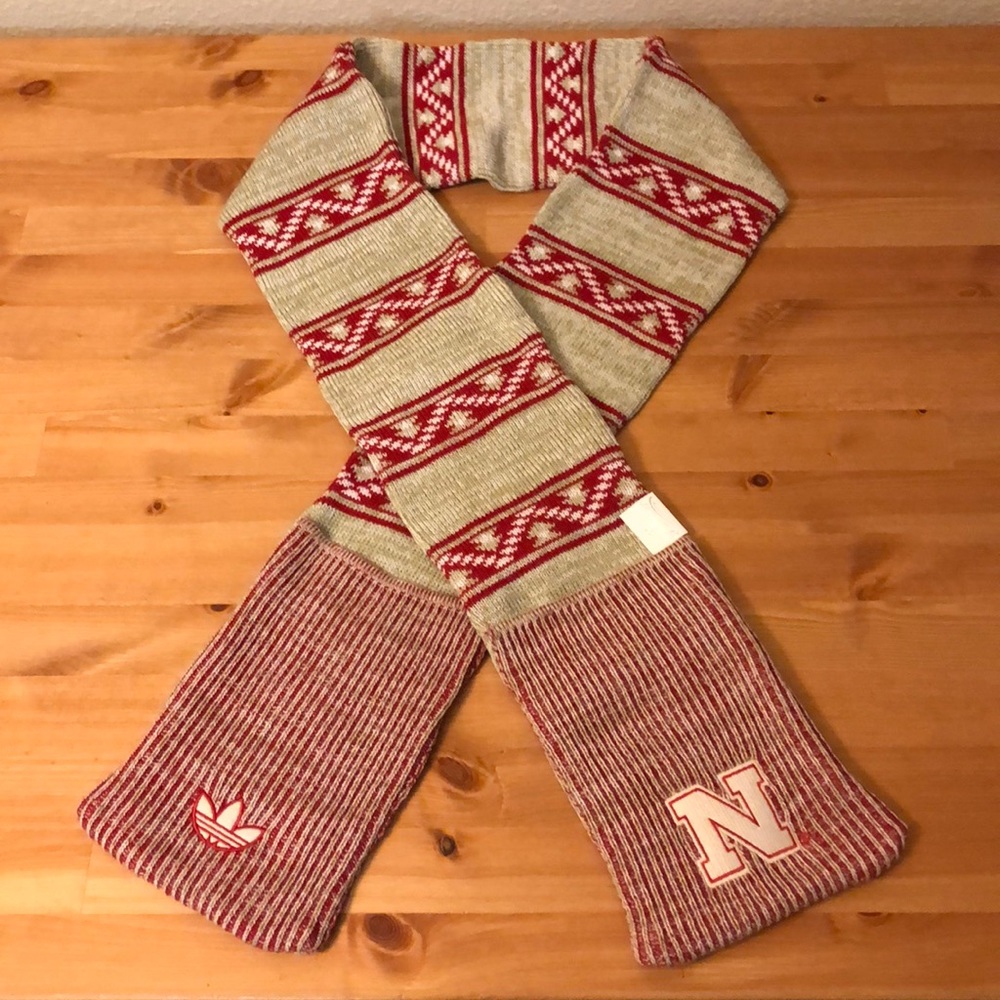Huskers Scarf